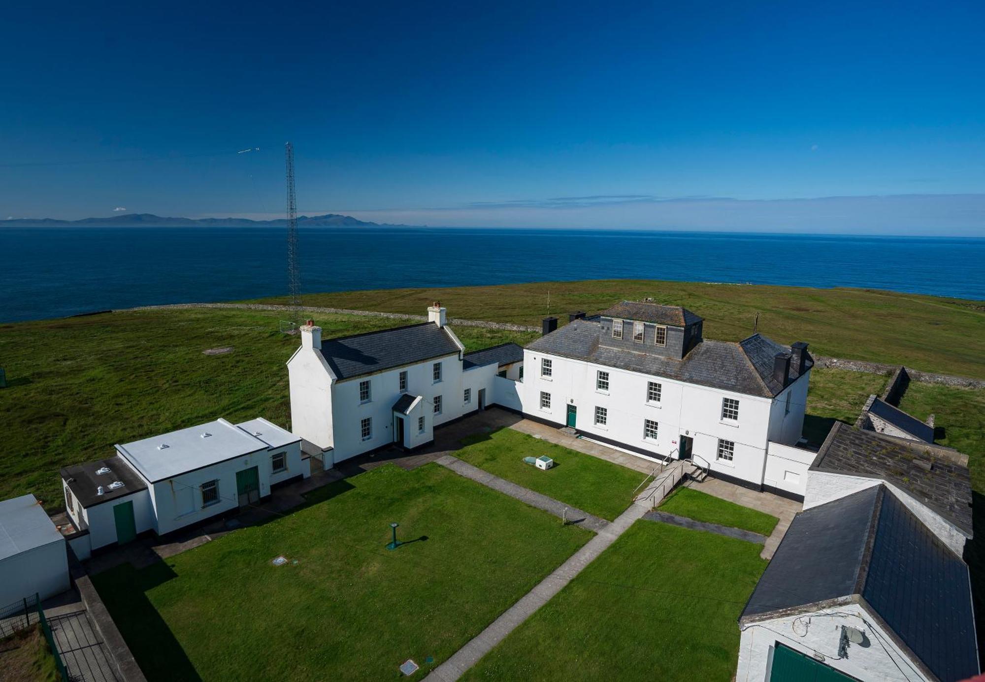 Loop Head Lighthouse Attendant'S Cottage Kilbaha Екстериор снимка